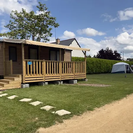 Du Lion D'angers Кемпинг