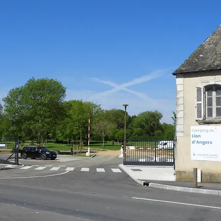 Du Lion D'angers Кемпинг