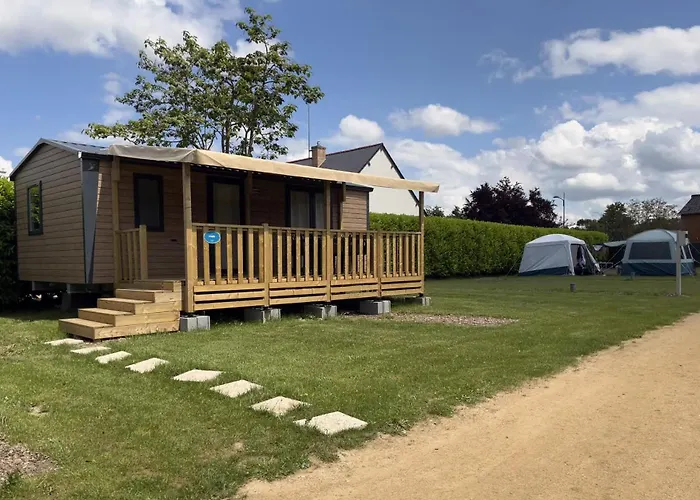 Du Lion D'angers Κάμπινγκ