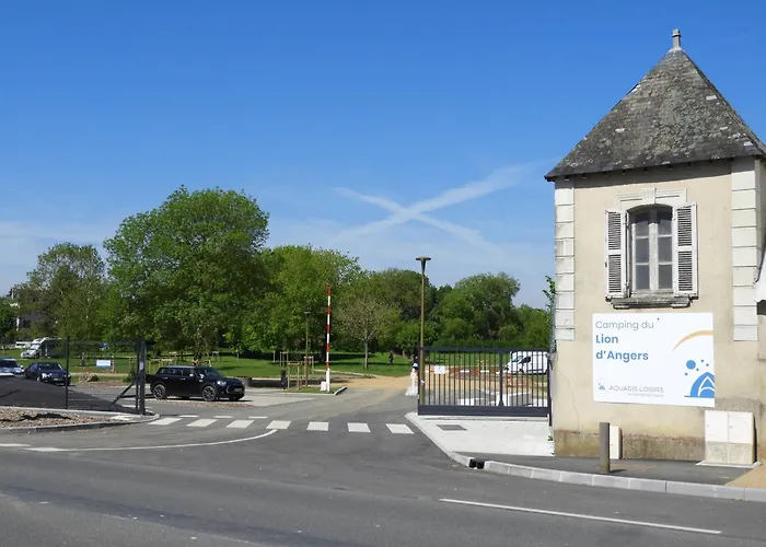 Du Lion D'angers Κάμπινγκ