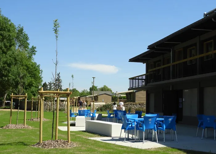 Κάμπινγκ Du Lion D'angers *